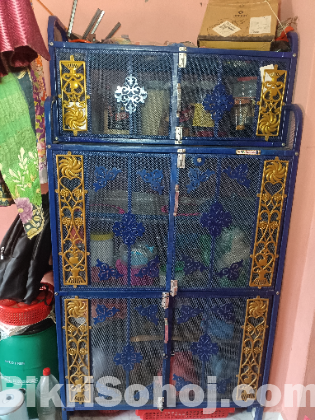 একটি কিচেন রেক বিক্রি হবে